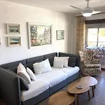 Peaceful Apartment In A Beachfront Complex
