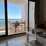 Apartamento Frente Al Mar Con Parking Privado