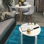 Apartamento B, A 3 Minutos De La Estacion Central De Bus Y Tren