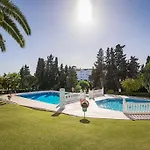 Sea Views And Walk To Beach In Riviera Rdr386