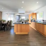 Villa Cortes - 20 Minutes From Puerto Banus