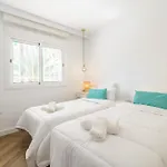 Marbella Playa With Pool &100M From Sea - Happy Rentals