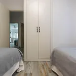 Apartment Edificio Olimpic By Interhome