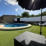Villa La Piedra