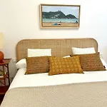 Miraconcha, In Front Of The Beach, Views And Parking