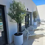 Sea Esta Apartment