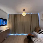 Stylish And Comfortable One Bedroom With Sea View