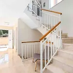 4 Bed Detached Villa Close To Golf & Beach With Shared Pool.