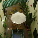 Apartamentos Mediterraneo