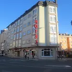 Hospedium Hotel La Marina Costa Da Morte