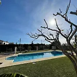 Finca La Tacita - Petunia