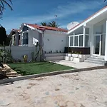 Cubanito 23 Vivienda De Diseno Junto Al Mar