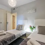 2-Bed Apt In Capanes Del Golf