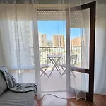 Pequeno Apartamento Con Vistas Al Mar