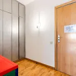 Stylish 4Br City View Apt Near Sagrada Familia