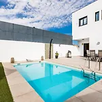 Ocean House Torre Del Mar