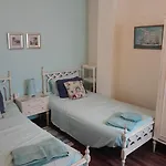Casa De Tio, 3 Bedroom 2 Bath Townhouse, Casa Centro De Torre Del Mar