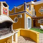 Stunning Home In Mazarron With Kitchen