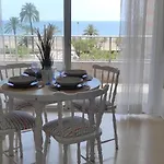 El Cisne Frente Al Mar- Piscina Y Wifi