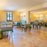 Apartaments Suites Sant Jordi