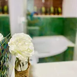 Almocabar Luxury Apartment