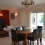 Villa Bellrose