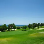Nuestro Sueno Magnolia, Dona Julia Golf