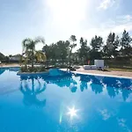 Duquesa Suites 305