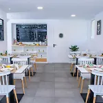 Hostal La Isla