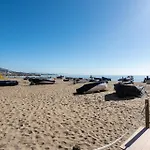 Malagasuite Fuengirola Beach & Sun