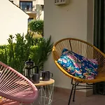 Lovely 3 Bedroom Villa & Pool Access