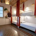 Primavera Hostel