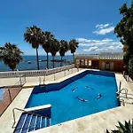 Apartment La Luna- First Line Beach