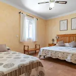 Stunning Home In Chiclana De La Fronter With Wifi