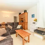 Apartamento Completo Con Piscina Y Amplio Balcon