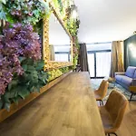 Fabulosa Vivienda Nueva A Un Paso De Plaza Espana