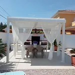 Villa Ana
