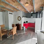 Magnificent Apartment Camp Nou