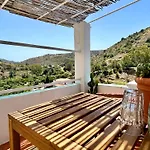 Casa Azahar; 2 Charming Casitas Near La Vinuela