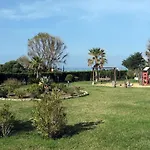 Apartamento En Playa Atlanterra.