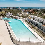 Ov21B - Bright And Modern 3 Bedroom Apartment
