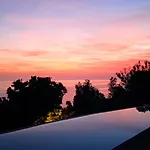 Villa Luxury Paradise