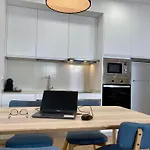 Caleyro Boutique Apartments - 