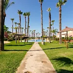 Urbanizacion De Lujo En Zahara De Los Atunes Con Acceso Privado A Playa, Piscina, Paddle