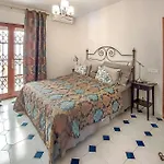 Gorgeous Home In Mijas With Wifi