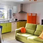 Loft Con Barbacoa Y Jardin Privado, Solo Familias Y Parejas