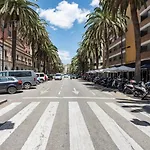 Bokeron Host - Soho Malaga