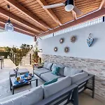 Wintowinrentals Villa El Capricho