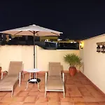 Luminoso Atico Cerca De La Playa Con Piscina Y Garaje