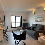 Apartamento Frontal Primera Linea